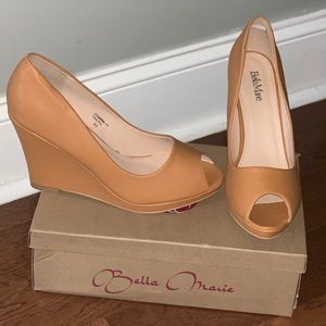 Brand New! Boutique Open Toe Wedges